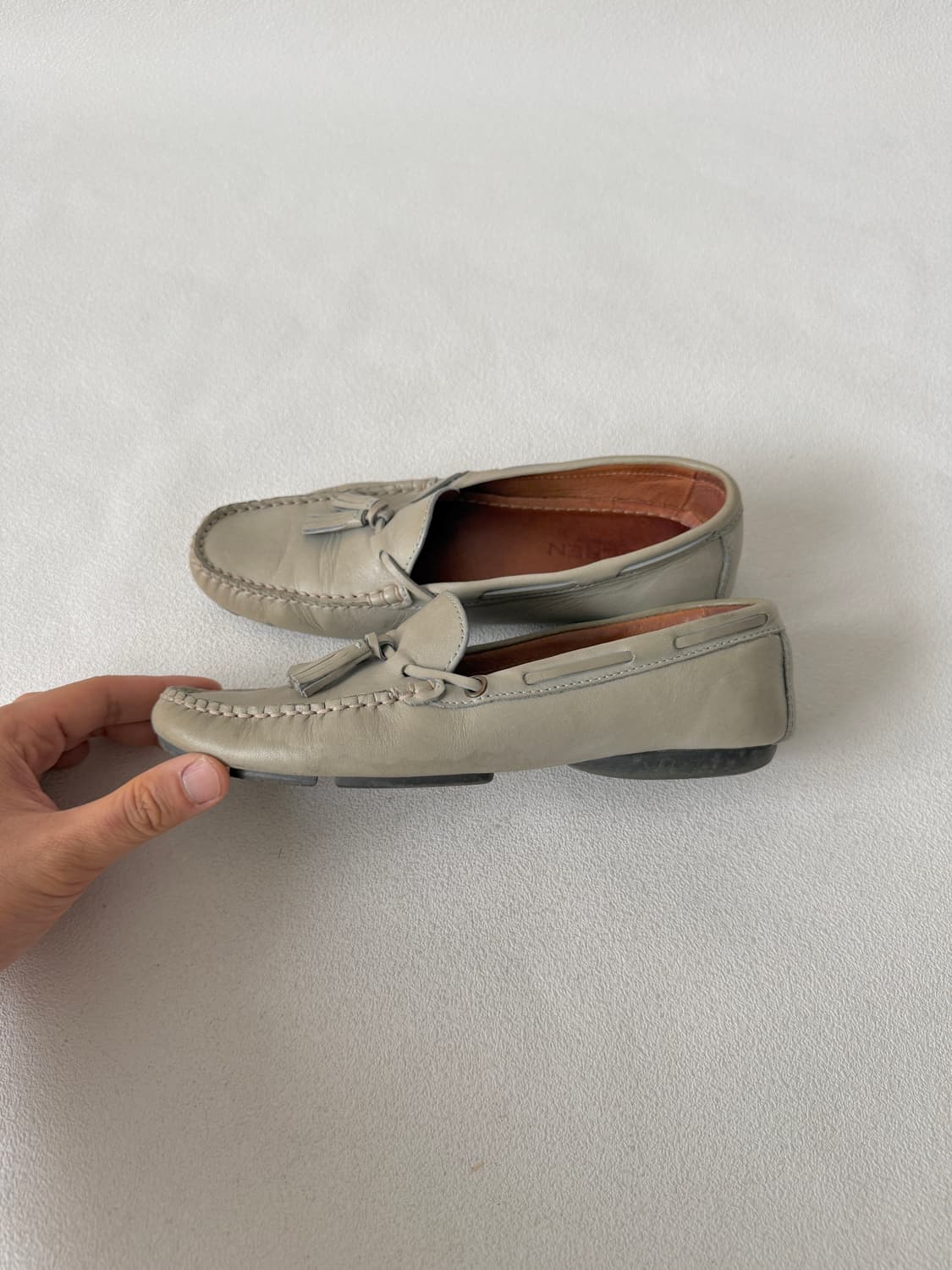 [240]쿠에른(CUEREN) 레더 테슬 로퍼 상품이미지1