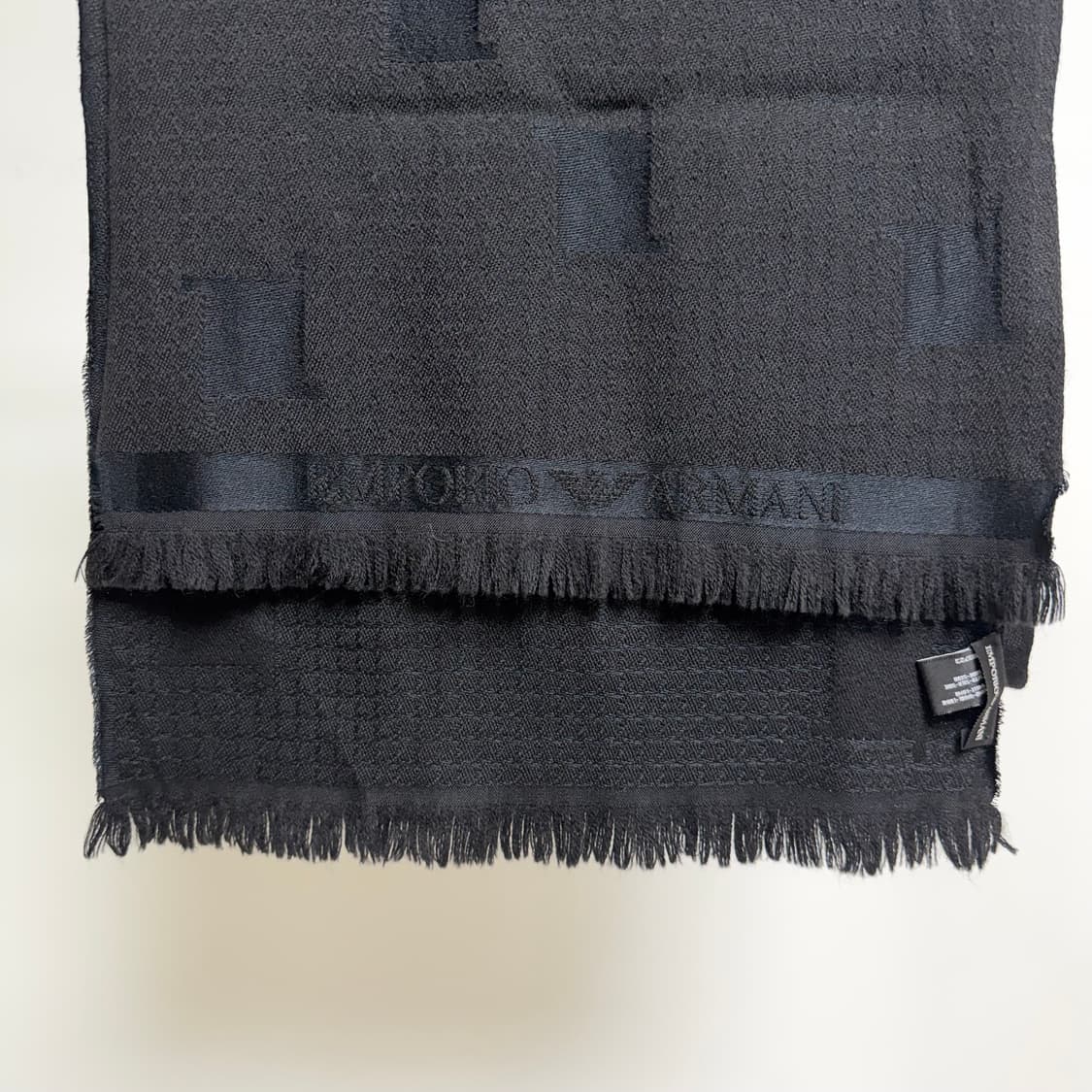[울 80%] 엠포리오 아르마니 남성 블랙 머플러 상품이미지1