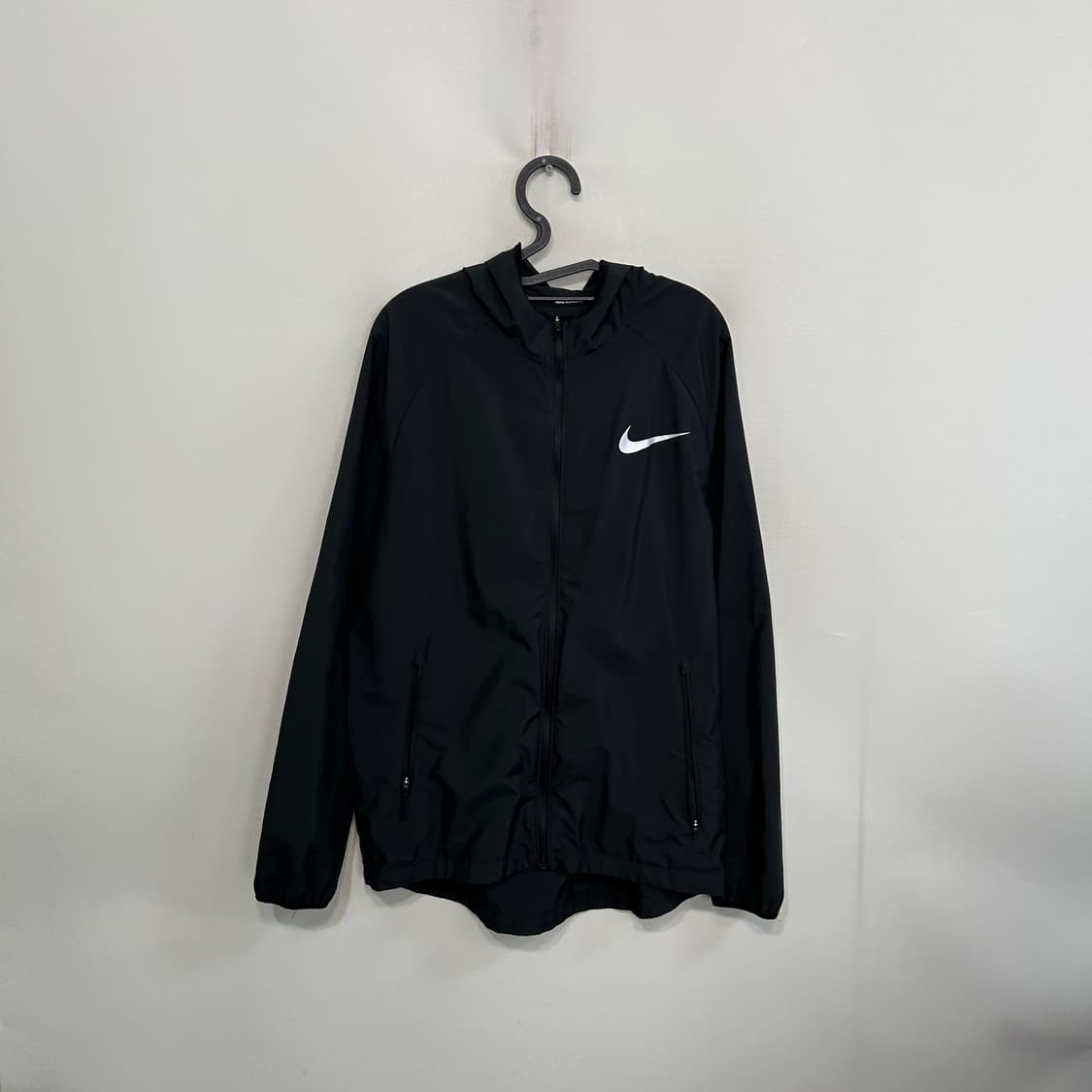 나이키 남성 러닝 바람막이 100 상품이미지1