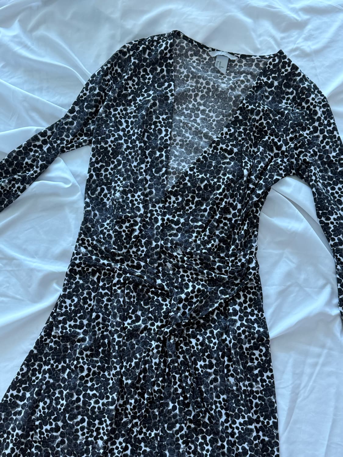 H&M 에이치엔엠 프린트 랩 원피스 상품이미지3