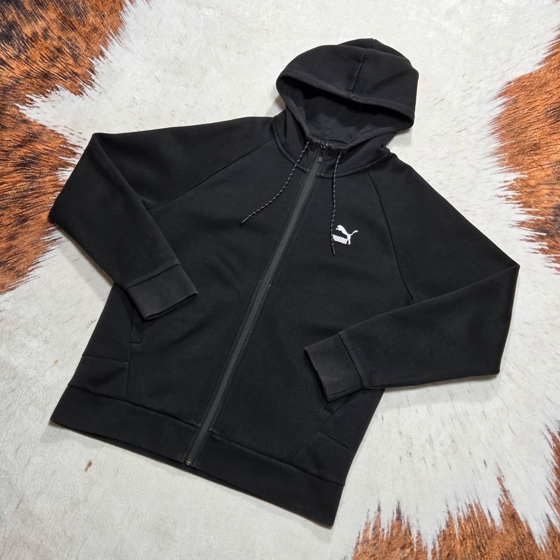 푸마 블랙 후드집업 상품이미지1