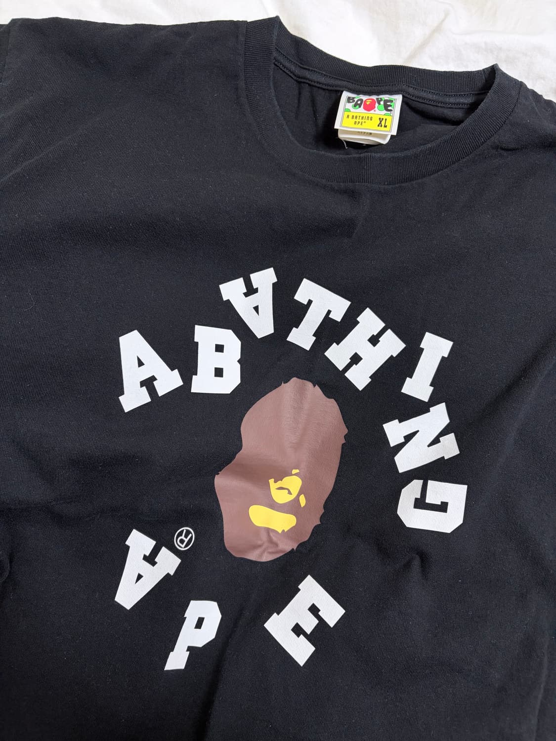 베이프 브로큰 컬리지 티셔츠 블랙 반팔티 bape 상품이미지2