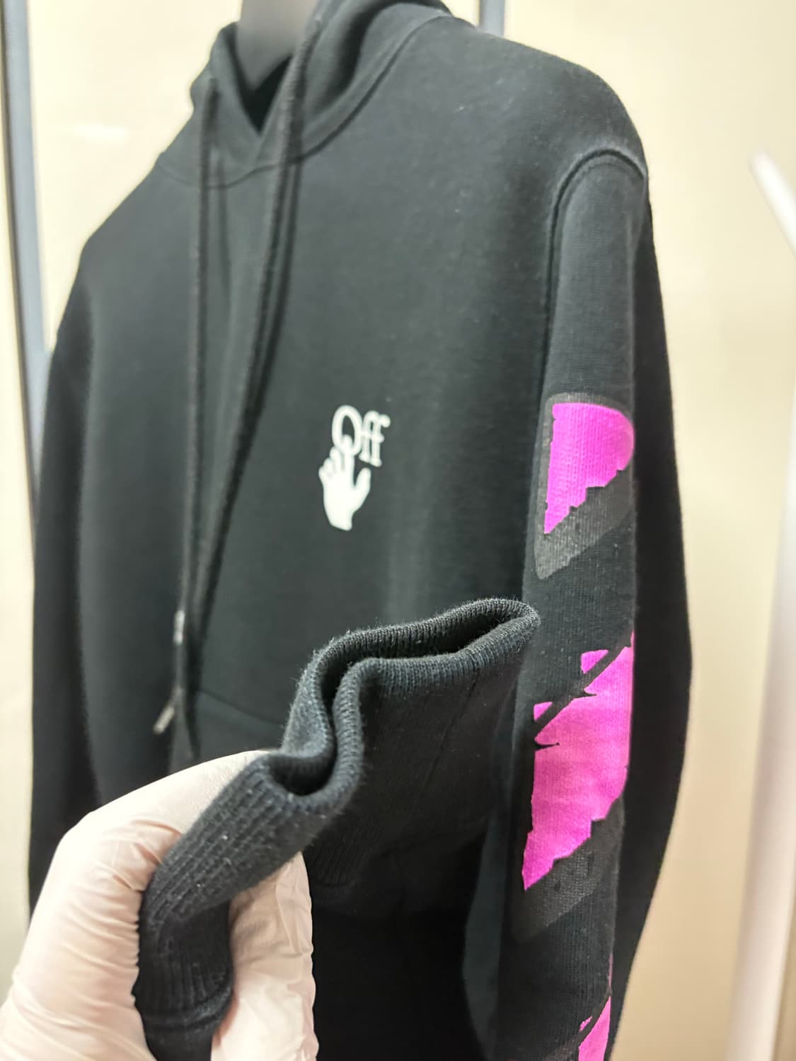 [당일배송/정품] 오프화이트 마커애로우 후드티 m 상품이미지4