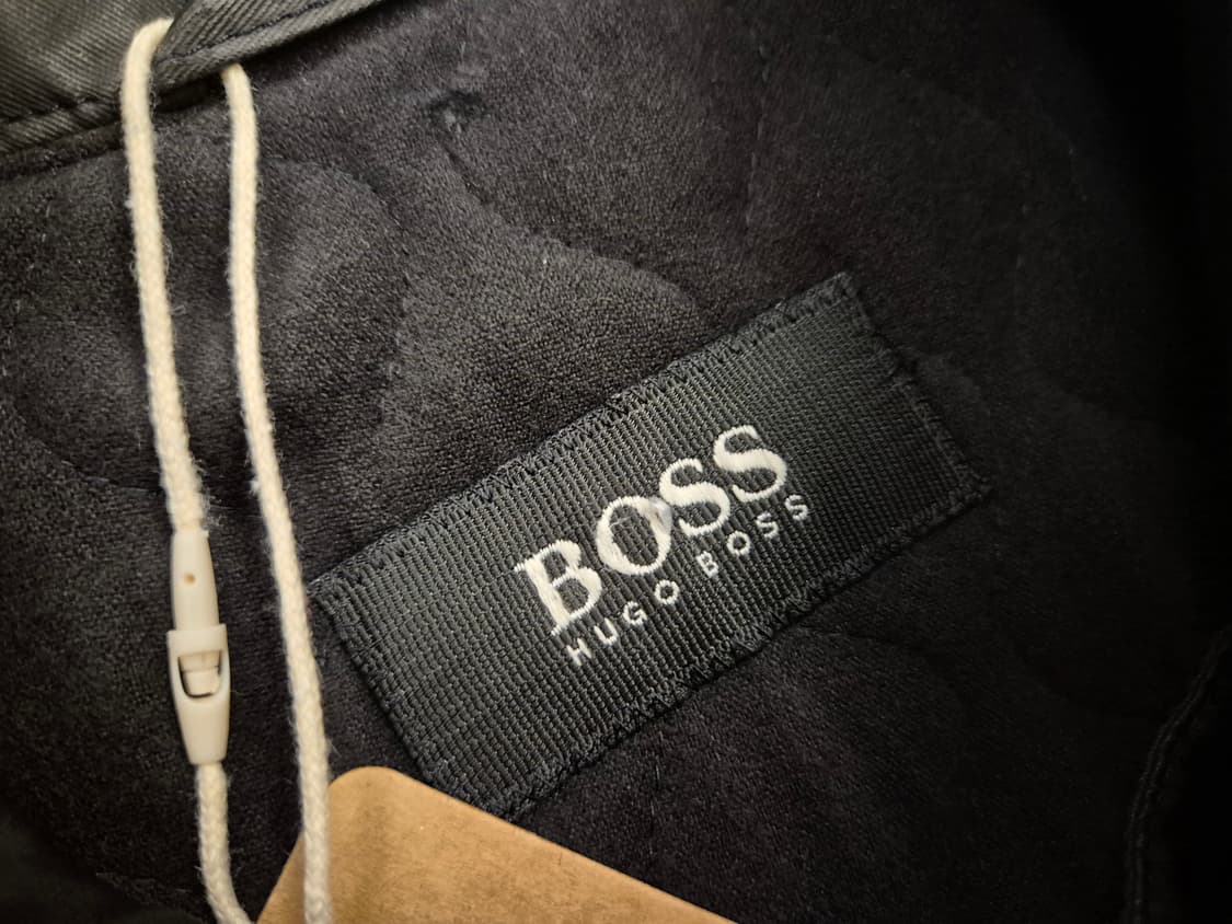 90s HUGOBOSS SPORT coated jacket 상품이미지8