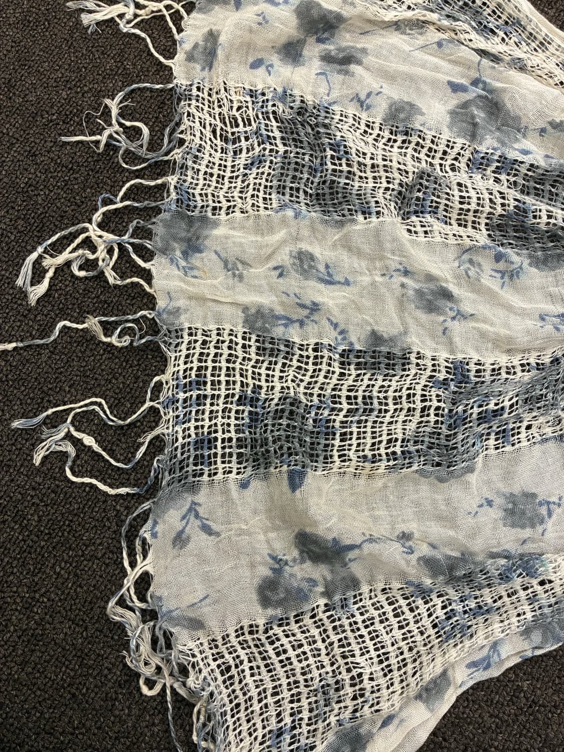 Japanese vintage 여성 꽃무늬 펀칭 머플러(이염) 상품이미지4