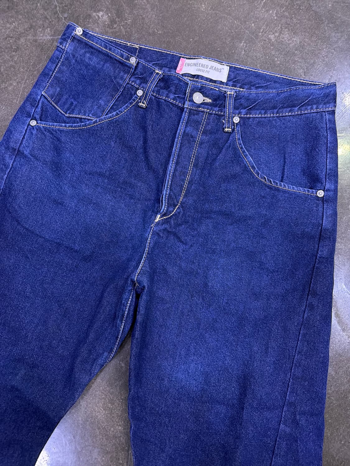 리바이스 엔지니어드진 루즈핏 데님팬츠 32 상품이미지3