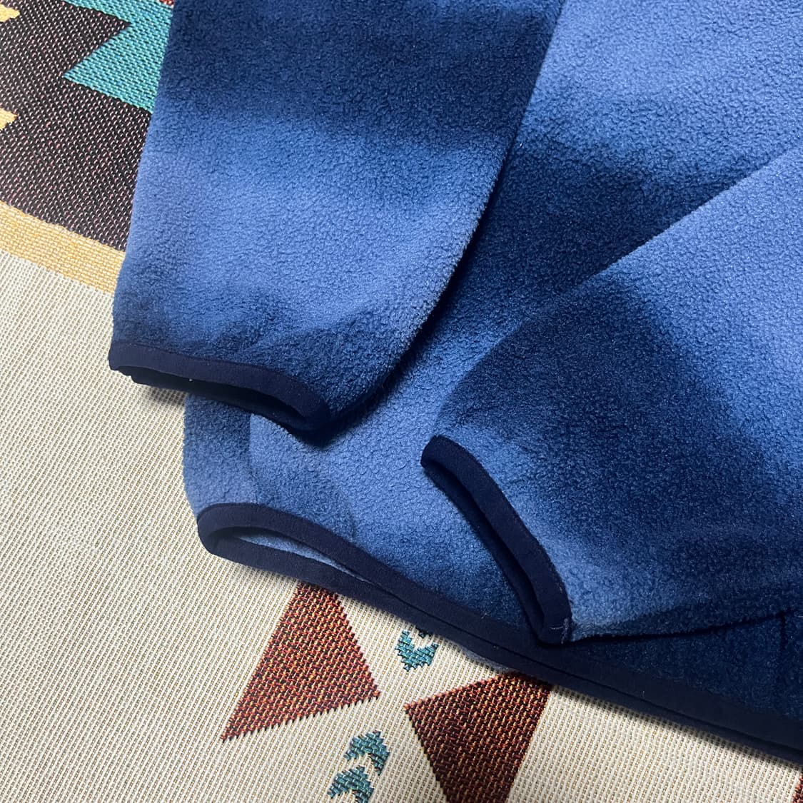 파타고니아 신칠라 스냅티 fuzzy plaid 블루 M 상품이미지4