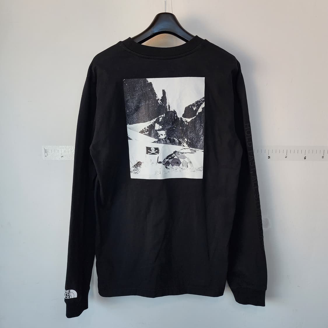 노스페이스 해골 긴팔티 블랙 상품이미지5