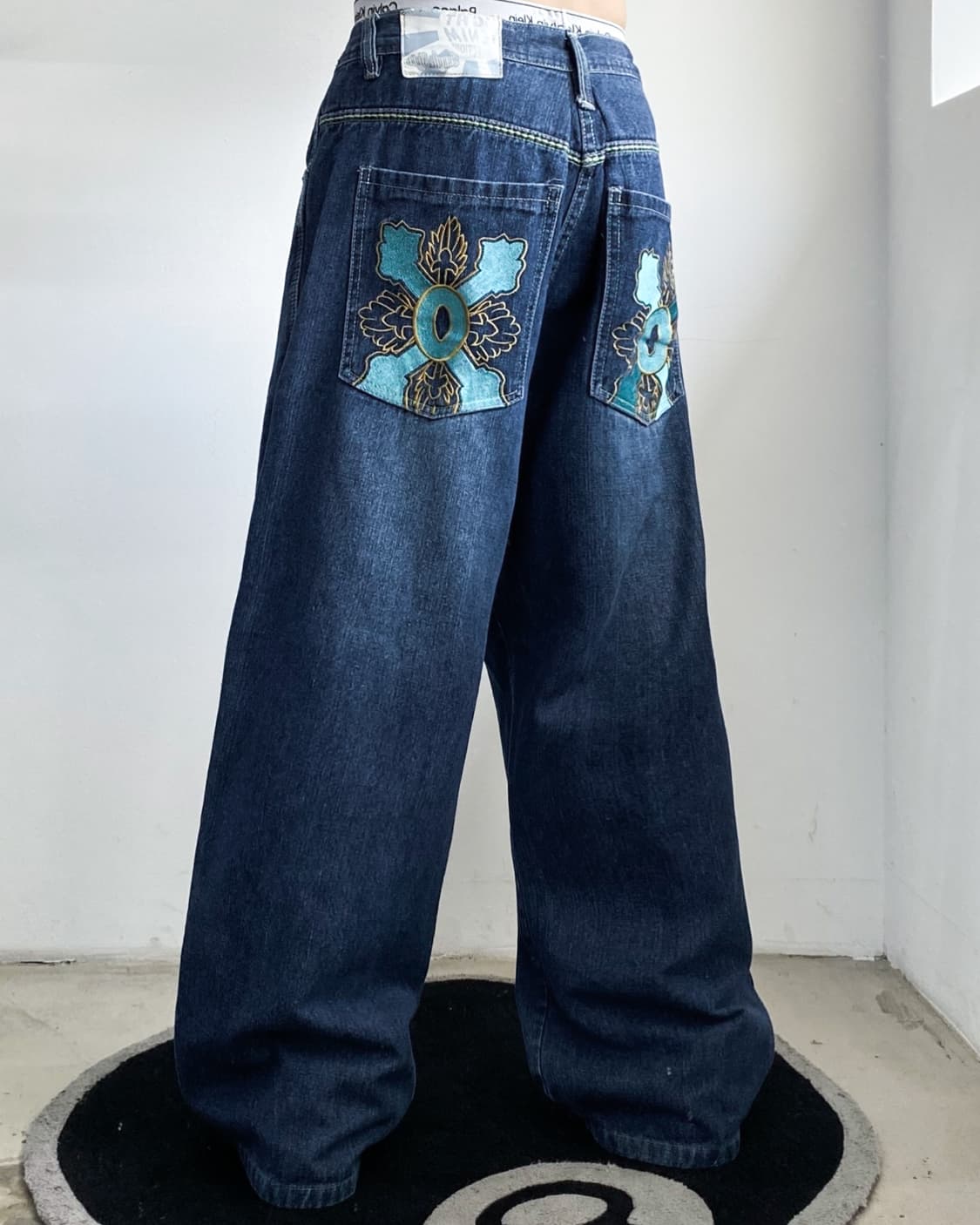 Jungle8ight 크로스엠브로이드 와이드 데님 팬츠 상품이미지1