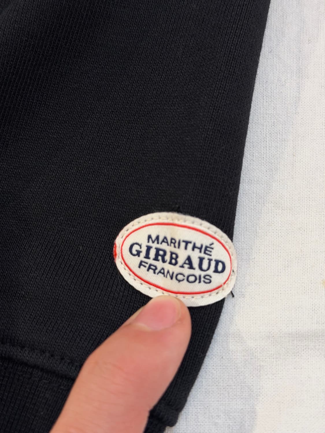 새상품급 마리때 프랑소와 저버 투웨이 후드집업 블랙 상품이미지2