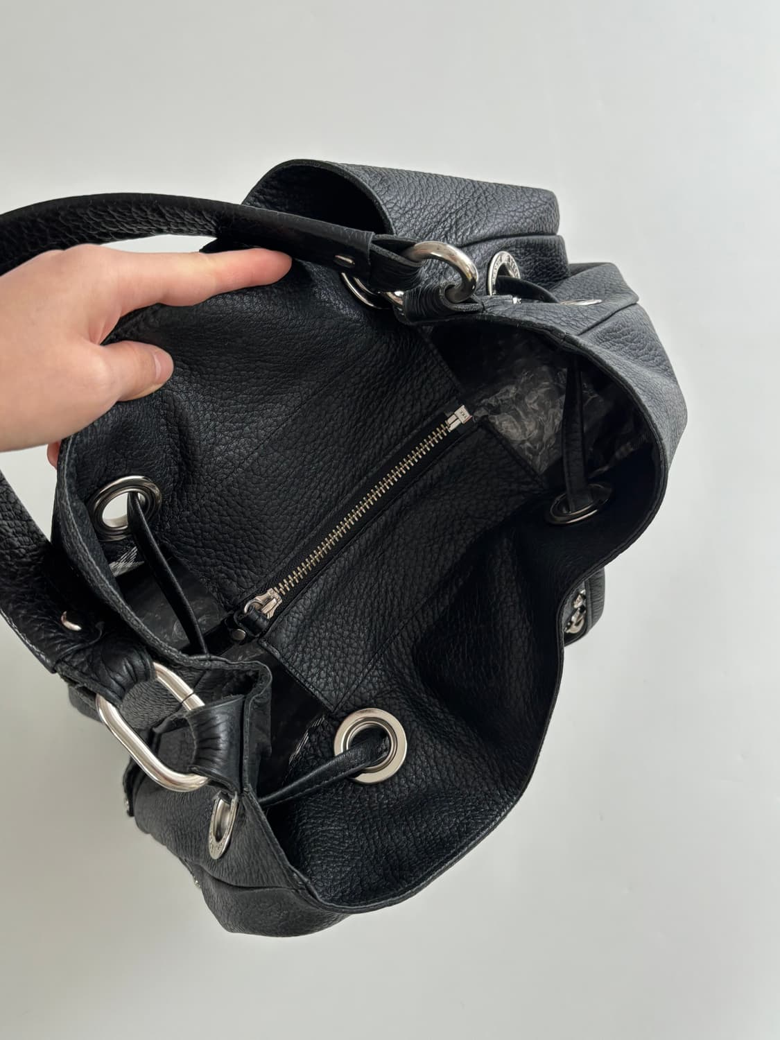 Burberry 버버리 블루라벨 블랙 레더 숄더백 상품이미지8