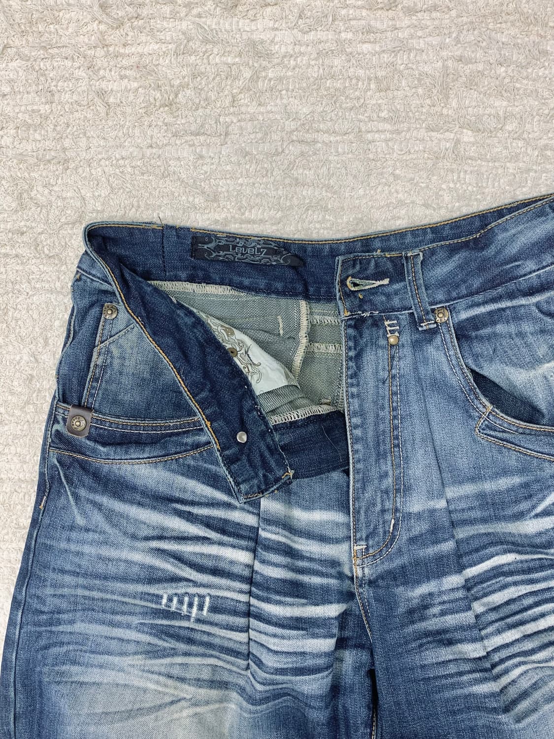 LEVEL7 Back-Zip Vintage Washed Jeans 상품이미지2