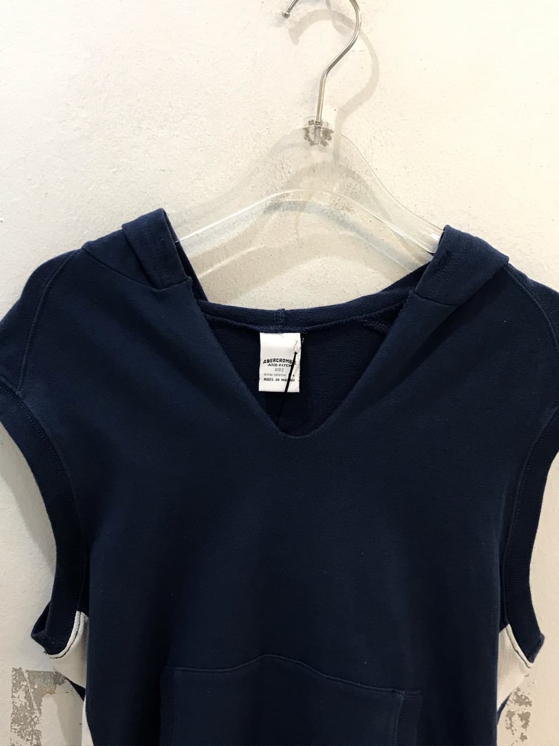 Abercrombie and Peach sleeveless hood 상품이미지3