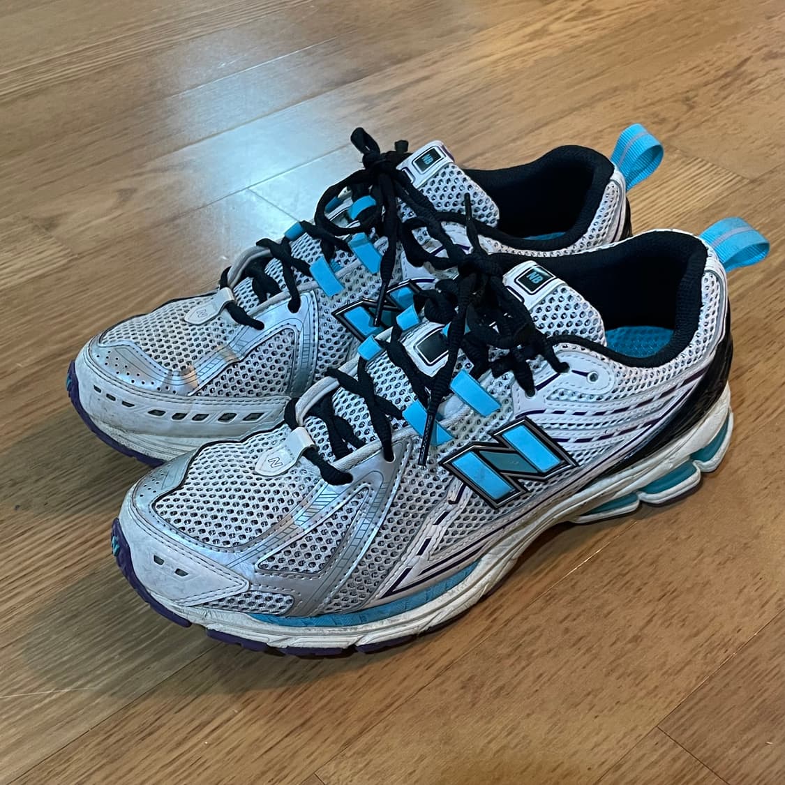 뉴발란스 뉴발란스1906R 운동화 285 상품이미지3