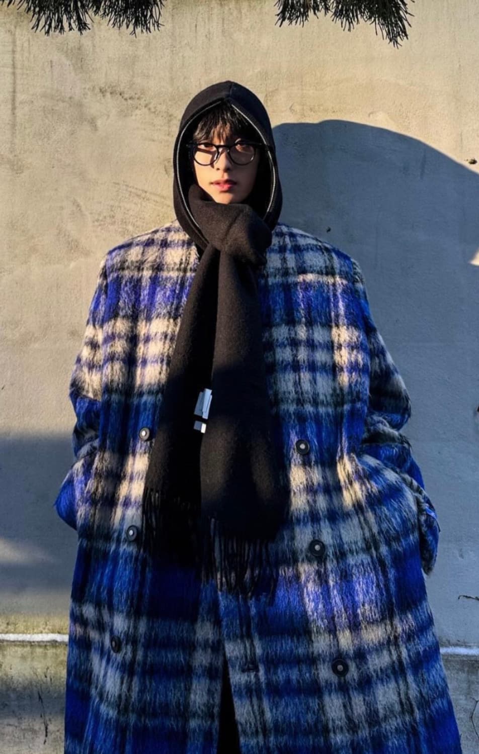 아더에러 페도 코트 블루체크 M사이즈 팝니다 상품이미지2