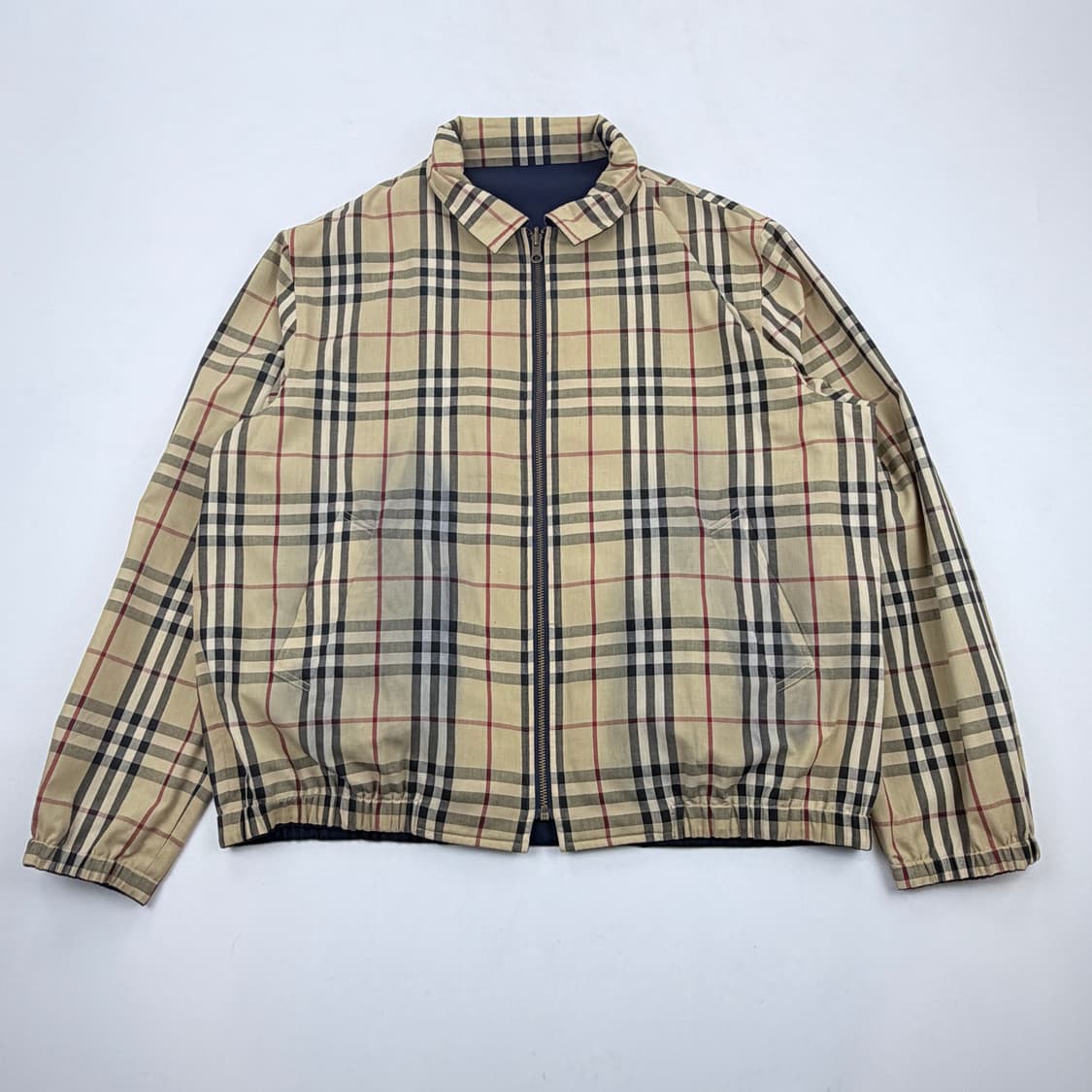 버버리 리버시블 노바체크 해링턴 자켓 상품이미지1