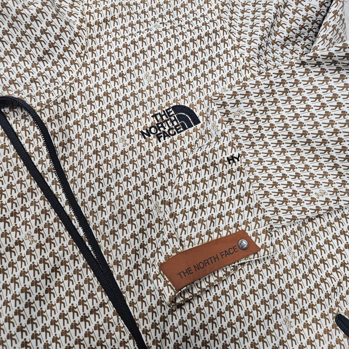 95 ]노스페이스 트레킹 패턴 바람막이 상품이미지2