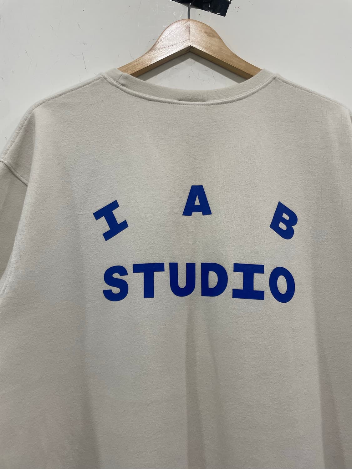IAB Studio 아이앱 스튜디오 10주년 반팔 티셔츠 상품이미지7