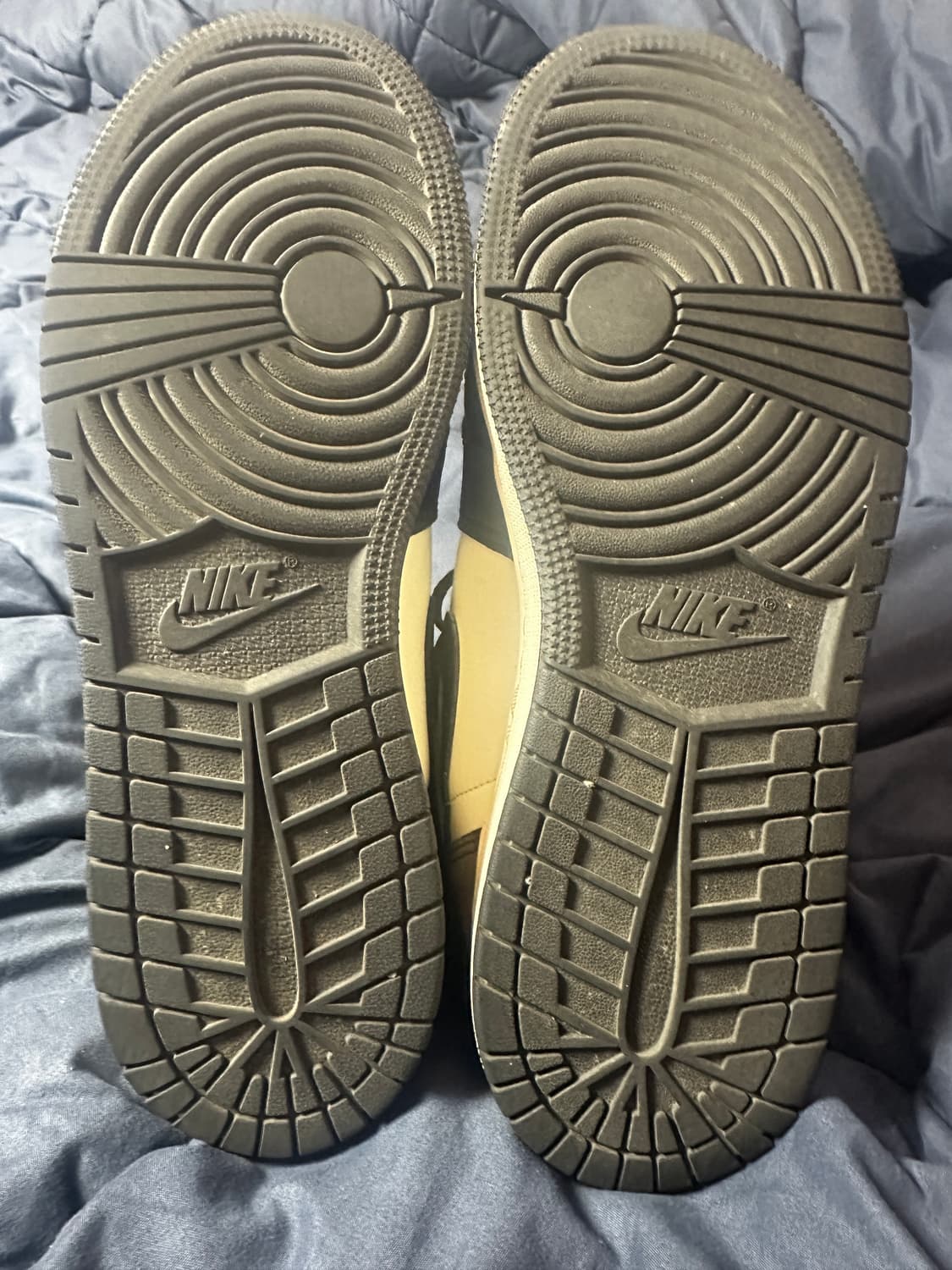 [6.5Y/245] 나이키 조던 1 하이 다크모카 (실착 3회미만) 상품이미지7