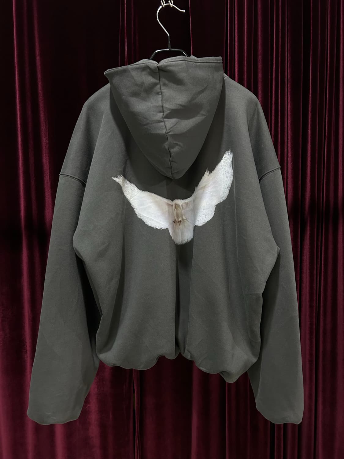 YEEZY DOVE GOODIE GREY 상품이미지1