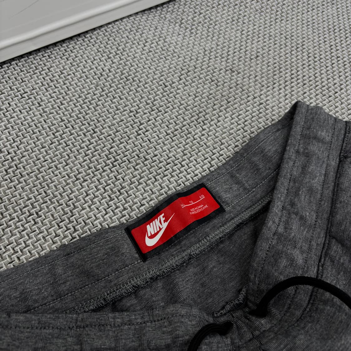 Nike 테크 플리스 조거팬츠 상품이미지6