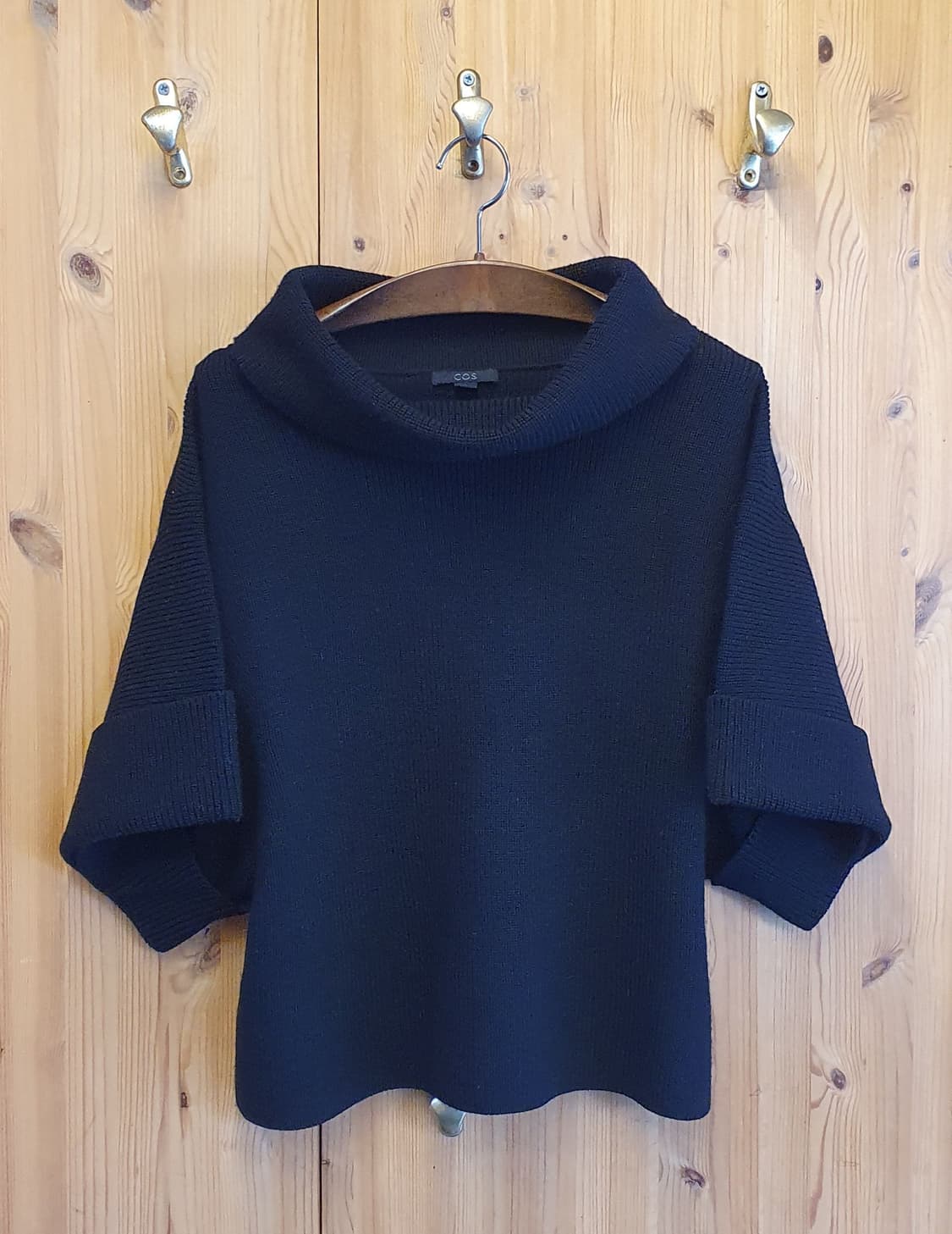 55/66.COS 터틀 크롭니트 상품이미지1