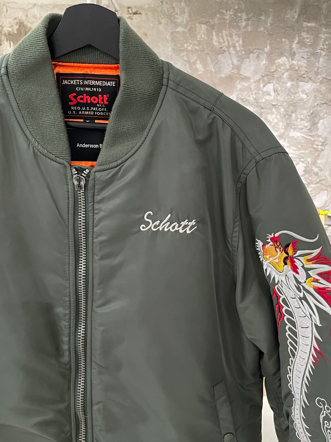 쇼트 x 앤더슨벨 카키 수베니어 드래곤 sb-13 봄버 자켓 상품이미지3