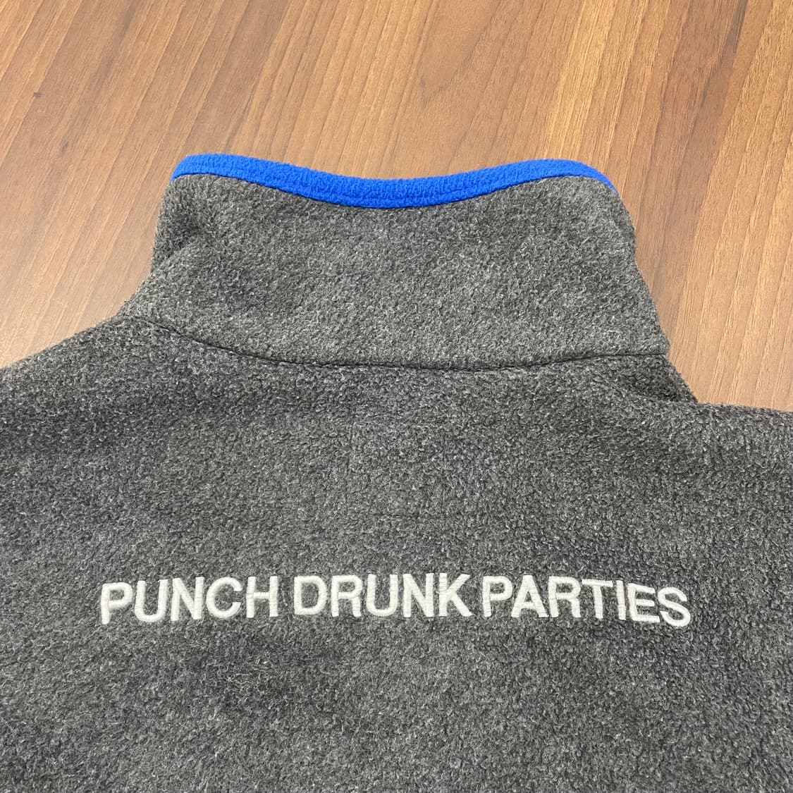 펀치드렁크파티즈 후리스 자켓  상품이미지2