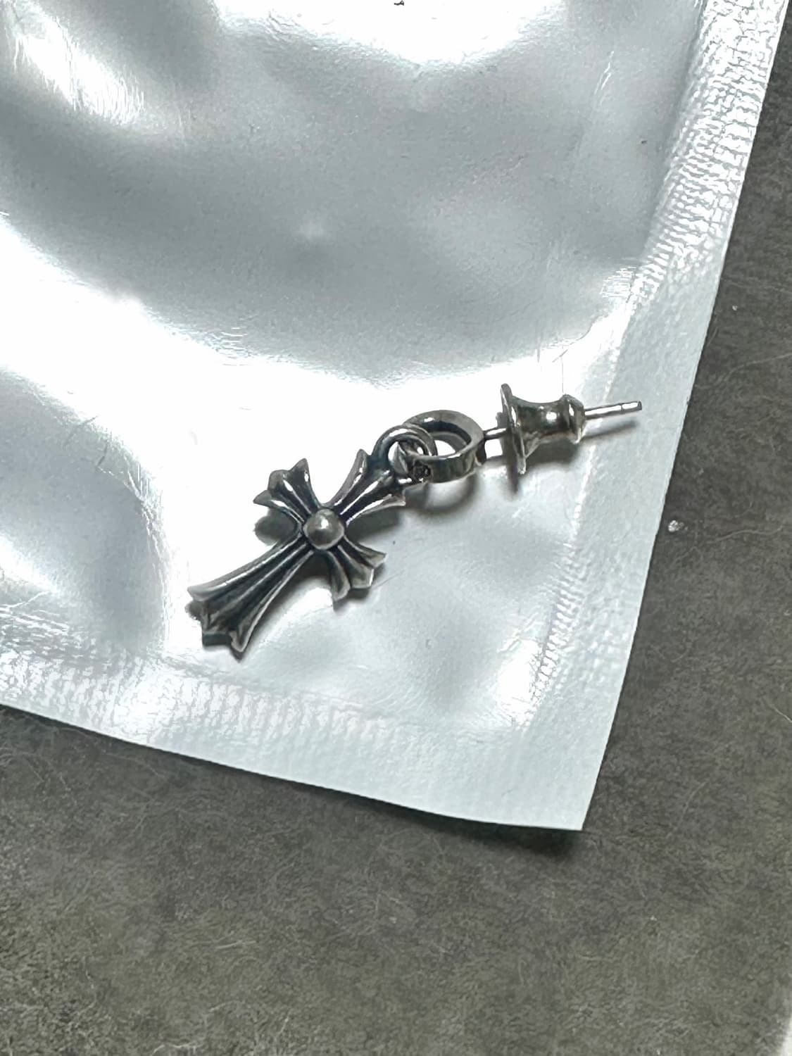 크롬하츠 CH크로스 드롭 이어링(925실버) 상품이미지5