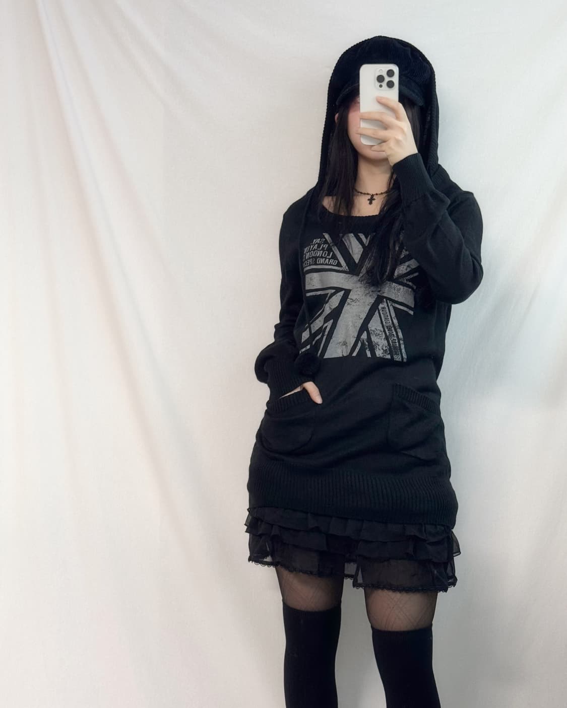 유니온 잭 그래픽 폼폼 후디드 니트 원피스 상품이미지1