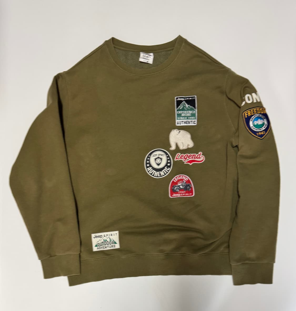 지프 Jeep  멀티 패치 와팬 스웻 맨투맨 XL 카키 상품이미지1