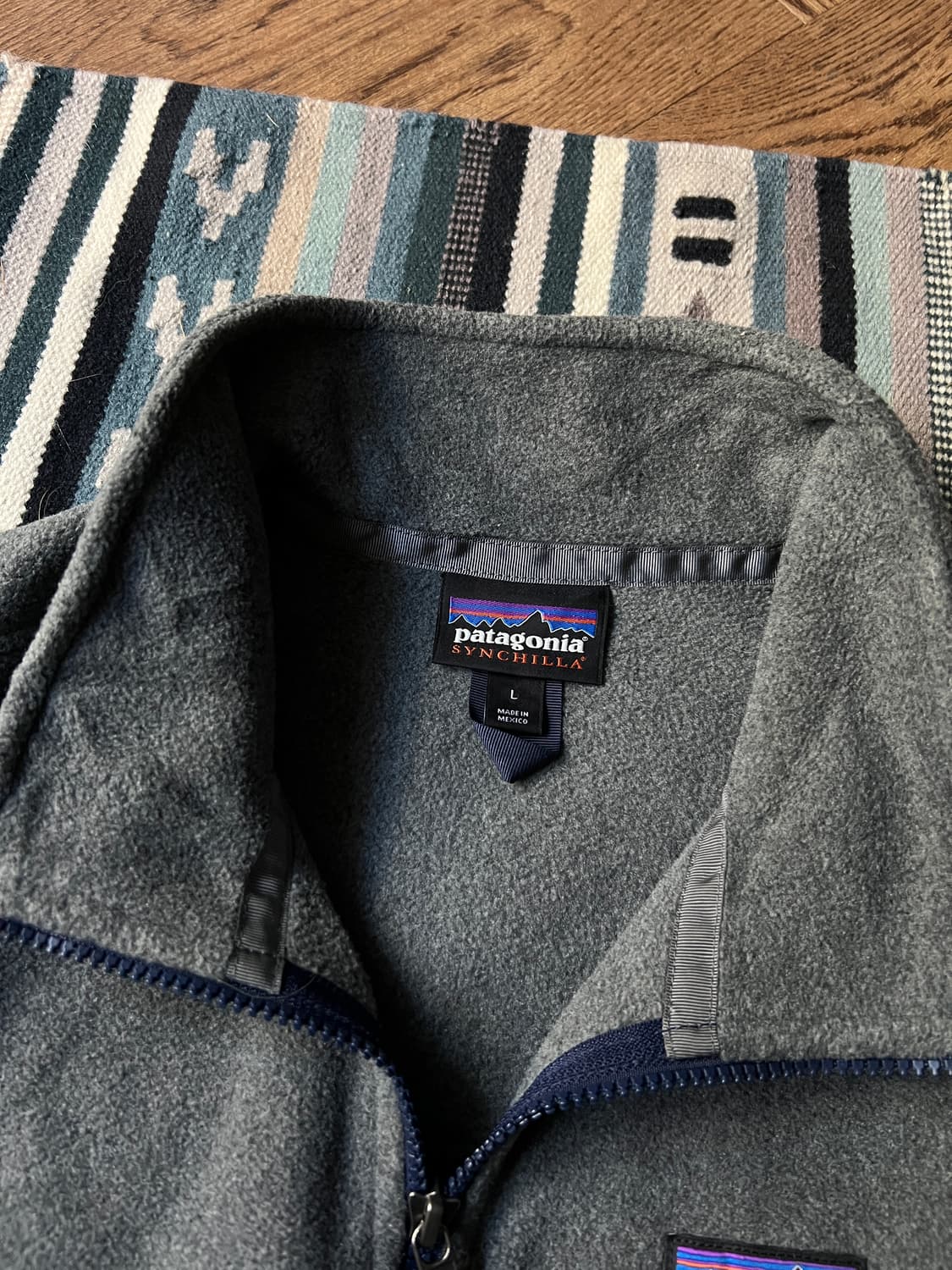 [L]파타고니아 신칠라 그레이 플리스 베스트 상품이미지2