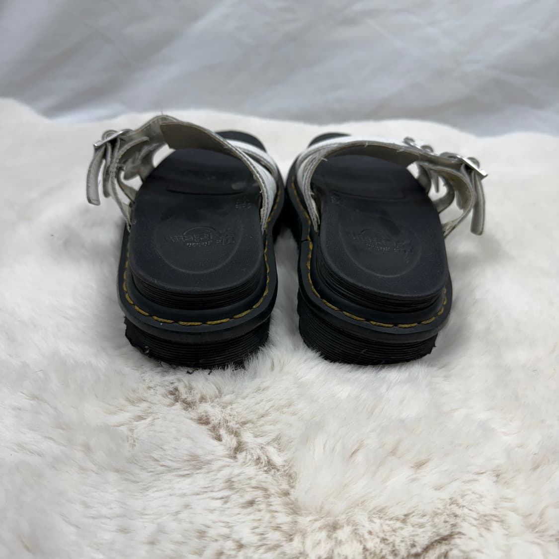 240) 닥터마틴 블레어 화이트 하이드로 슬리퍼 상품이미지5