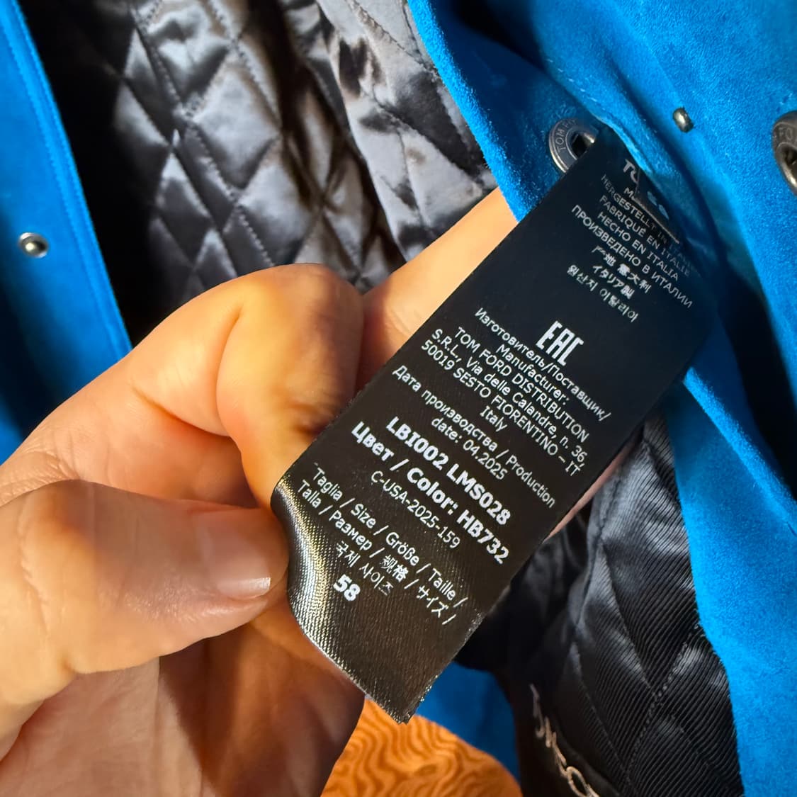 톰포드 25 f/w 스웨이드 자켓 판매 합니다. 상품이미지5