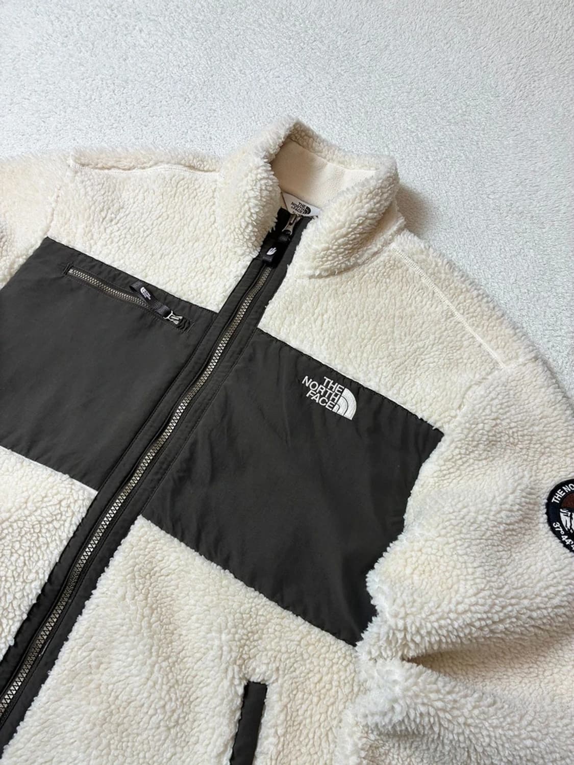 노스페이스 화이트라벨 쉐르파 양털 자켓 PN7898 상품이미지2