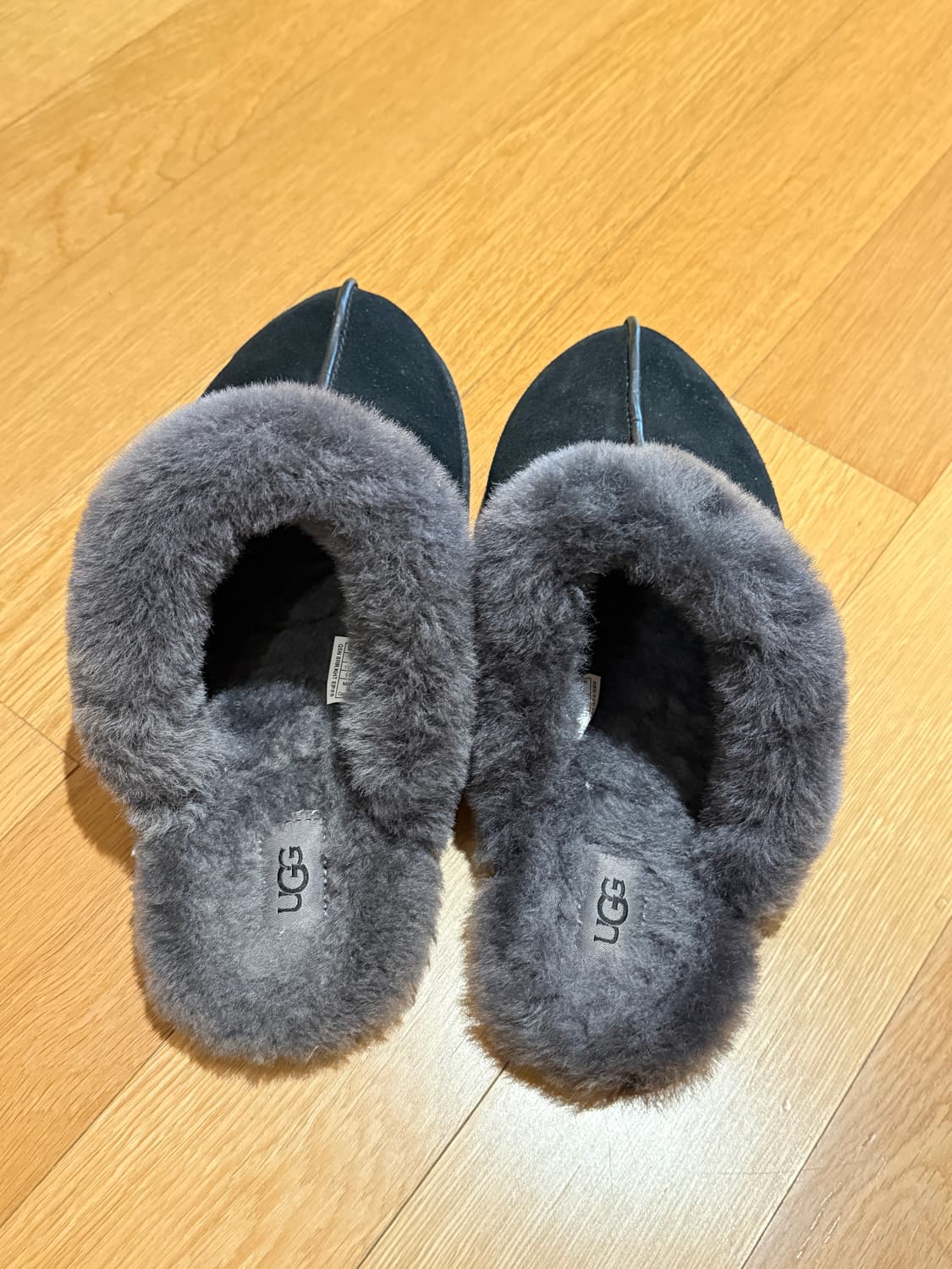 어그 스커페트2 블랙 280 상품이미지2