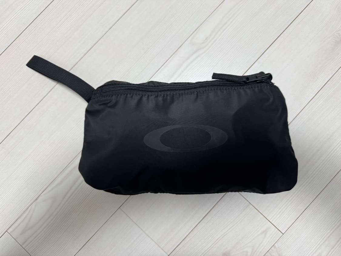 오클리 패커블 백팩 블랙 상품이미지4