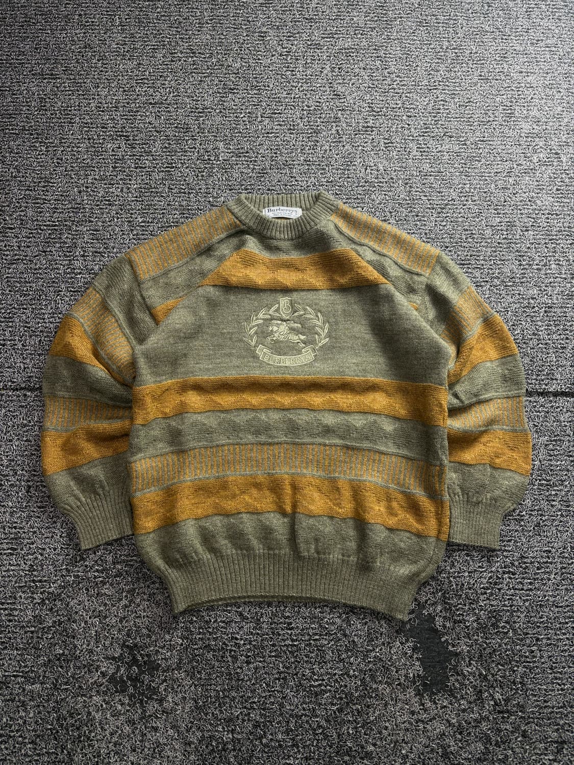 버버리 아카이브 센터 자수로고 울 니트 3047 상품이미지2