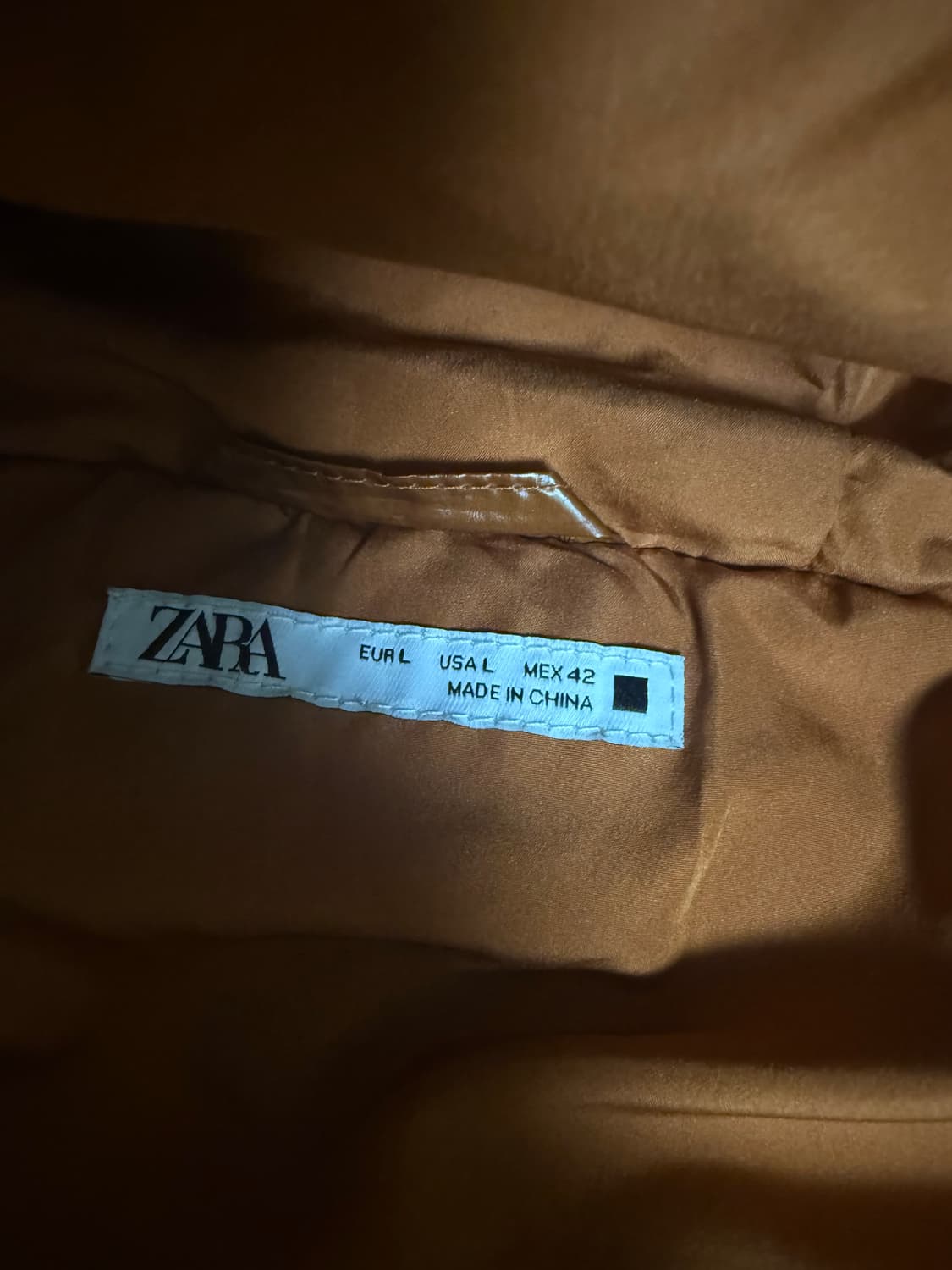 씨피맛 자라유광패딩 상품이미지4