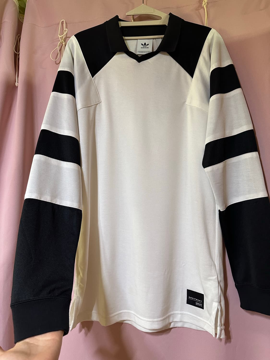 <새상품> 아디다스 카라 티셔츠 아디다스 긴팔티 아디다스 블랙 화이트 상품이미지1