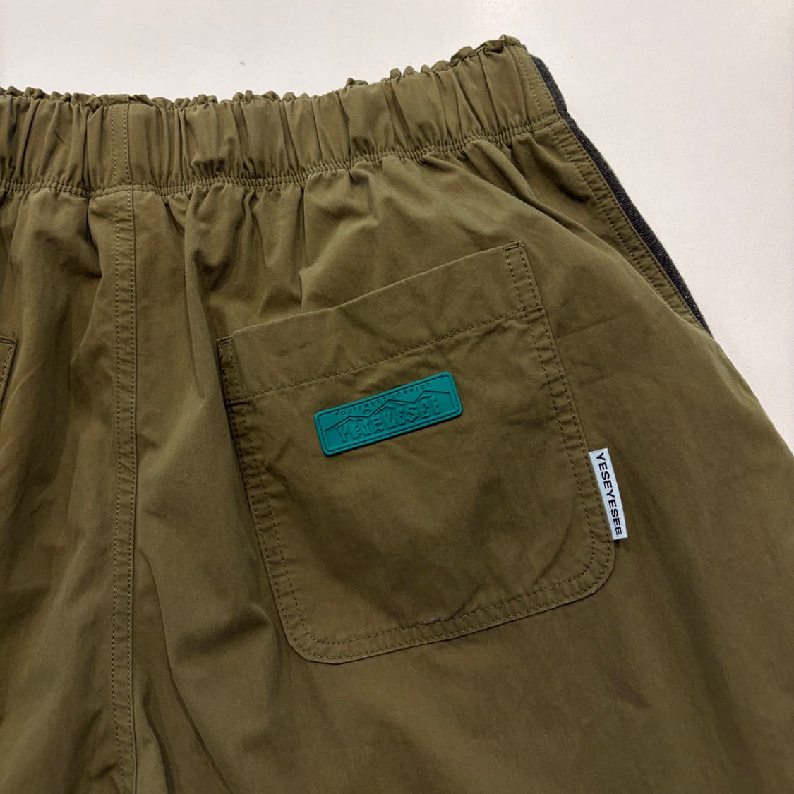 [L] 예스아이씨 배색 울 카키 와이드 팬츠 바지 D861 상품이미지8