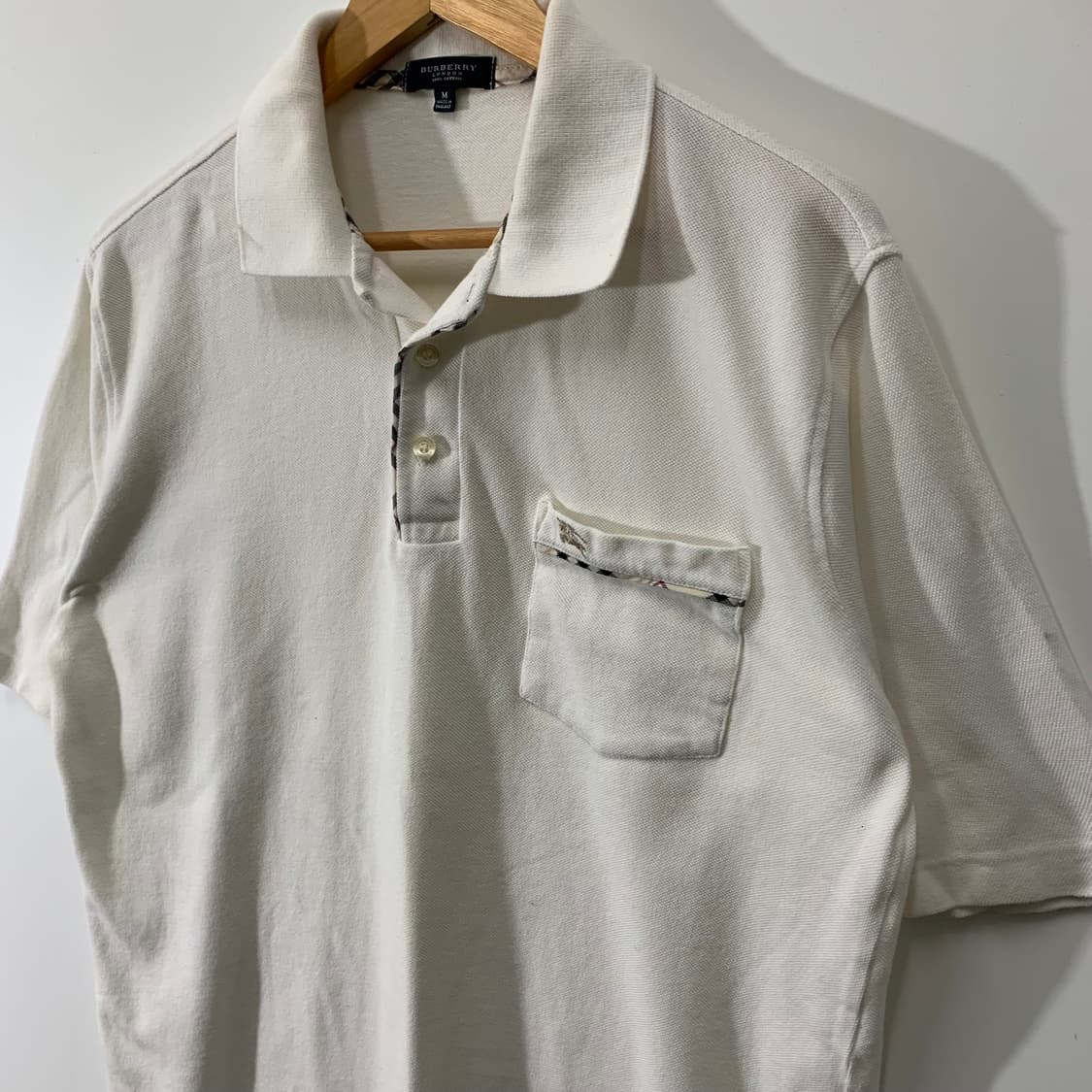 버버리 화이트 카라티 상품이미지2