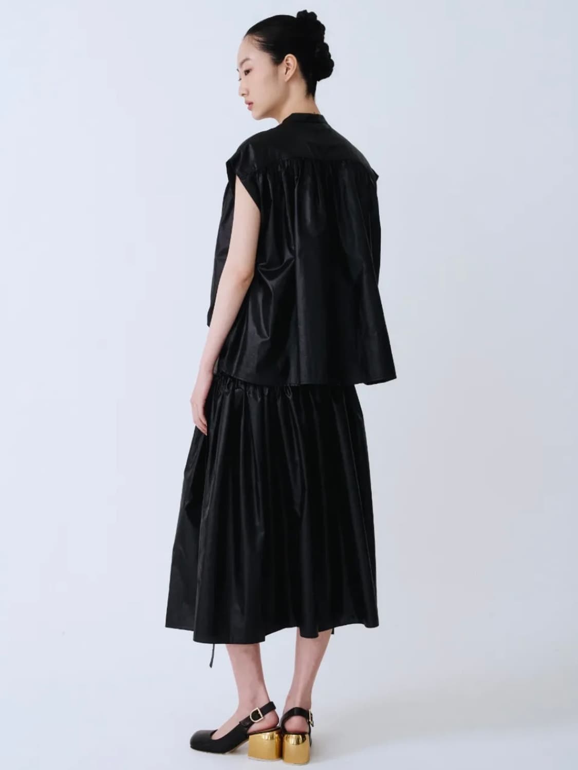 Glossy button wrap skirt 상품이미지3
