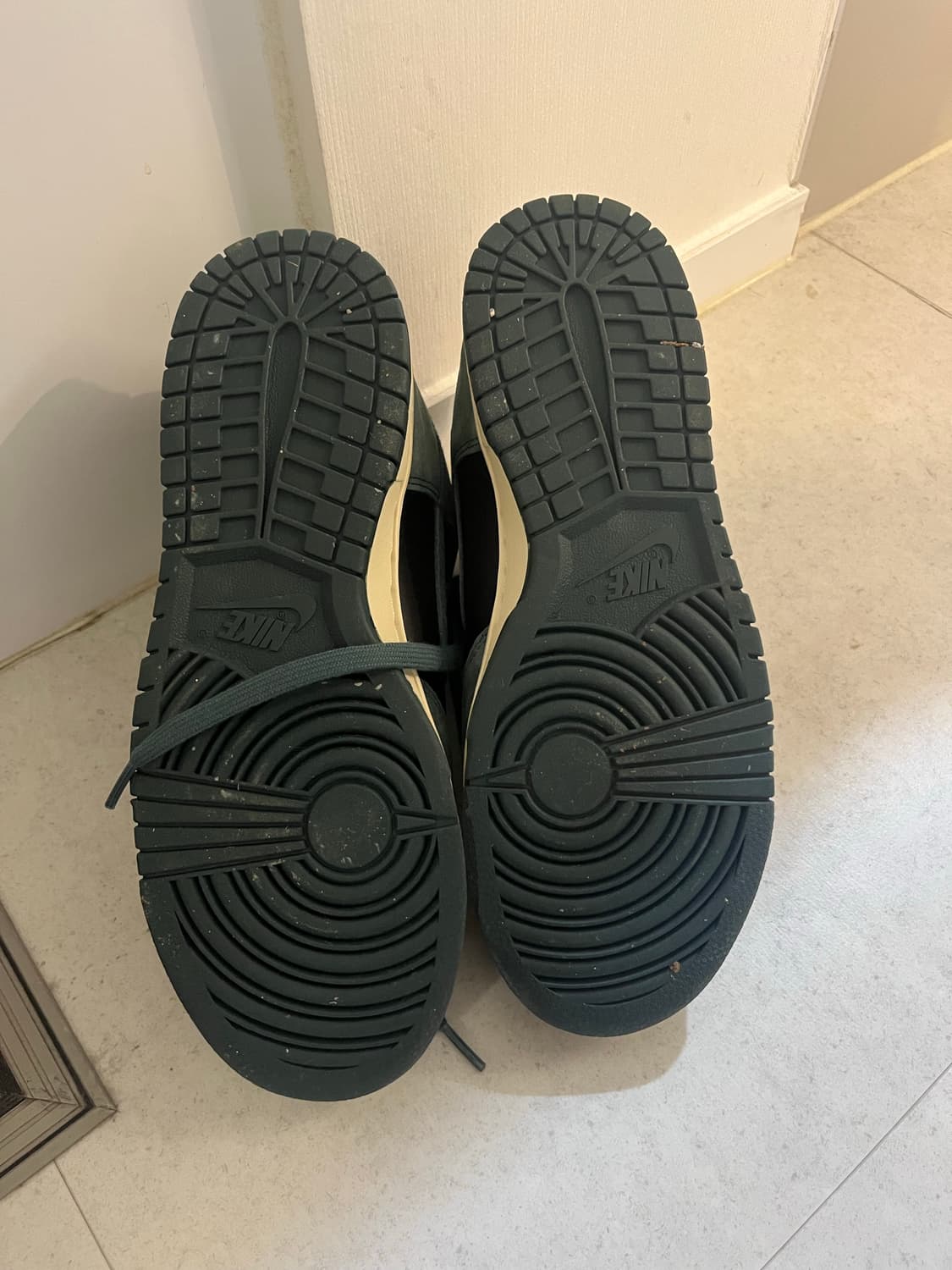 나이키 덩크 하이 레트로 프리미엄 페이디드 스프러스 상품이미지4