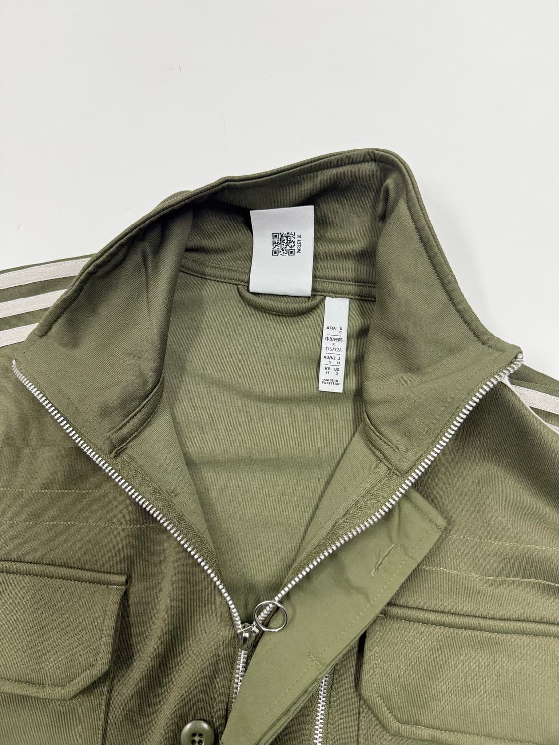 아디다스 오리지널스 x 팔리(Parley) 카키 워크 집업 자켓 상품이미지6