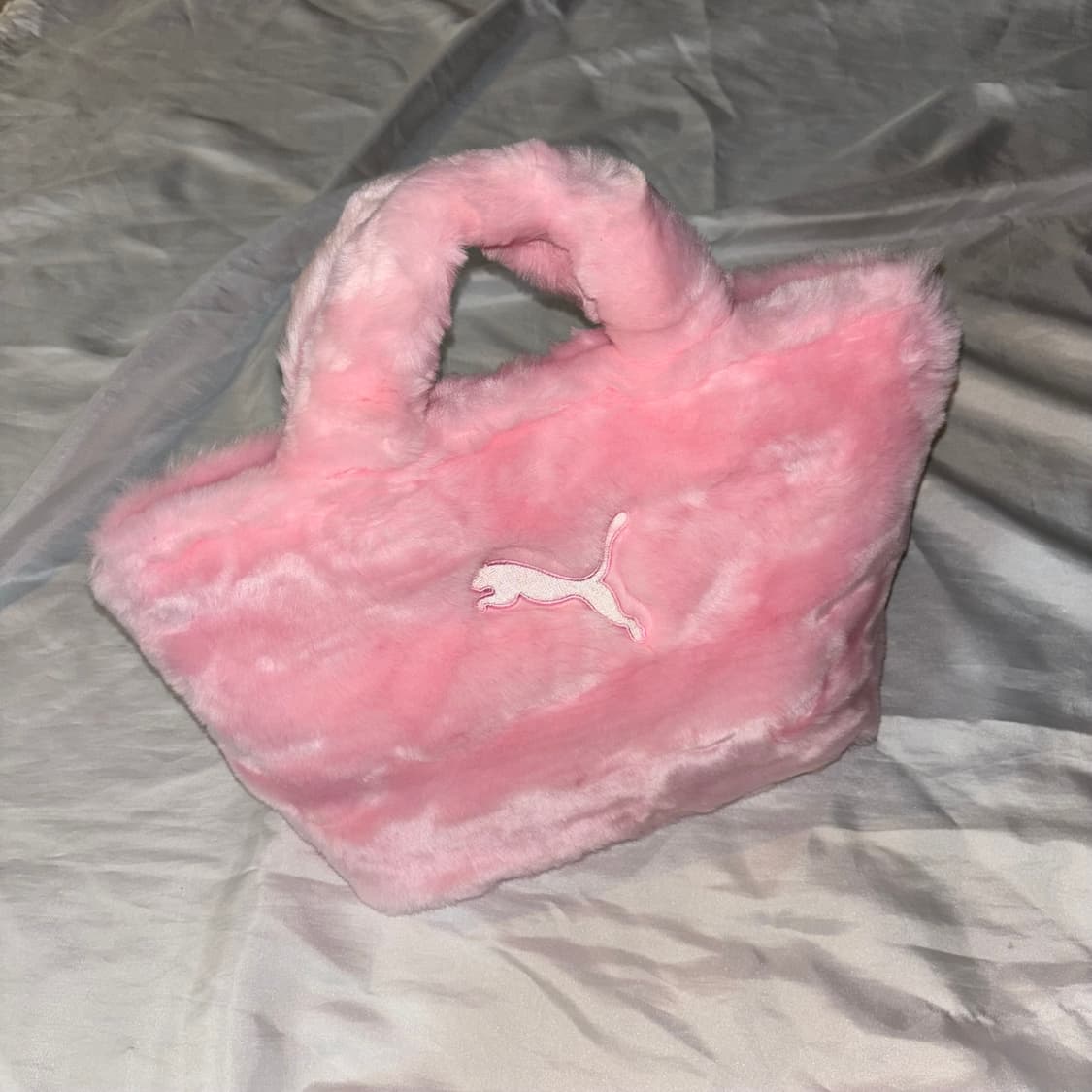 푸마 핑크 퍼 토트백 상품이미지5