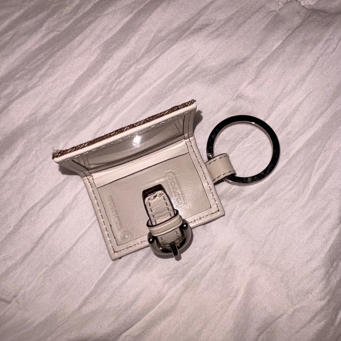 Coach frame keyring (ivory) 상품이미지4