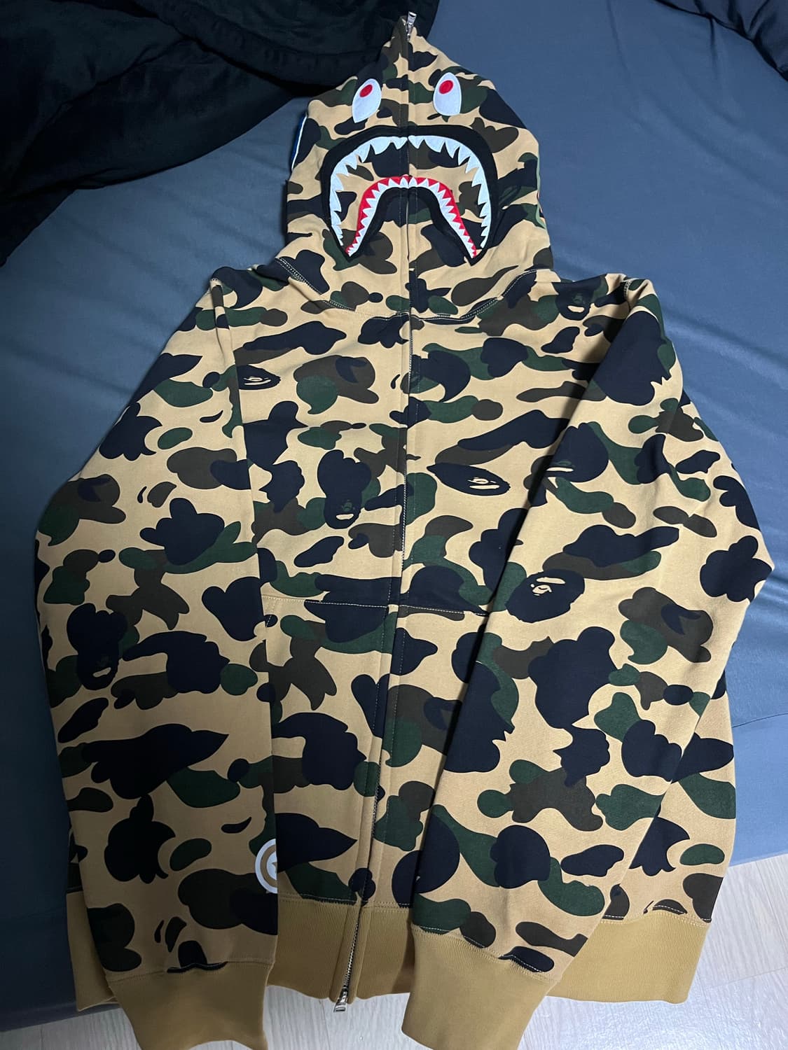 XXL 베이프 샤크 카모 후드집업 황계 상품이미지2