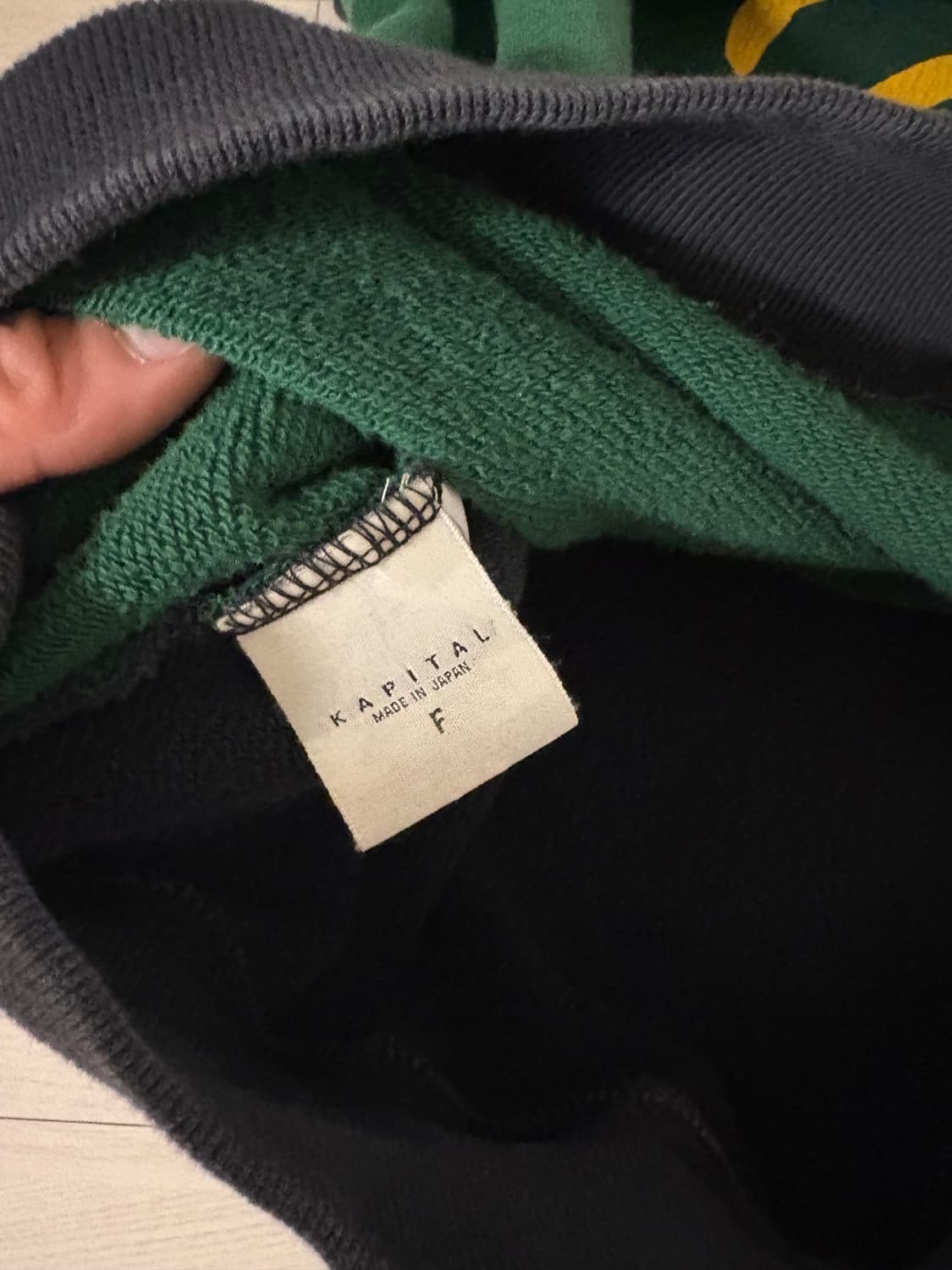 [free]캐피탈 본 스웻 맨투맨 상품이미지5