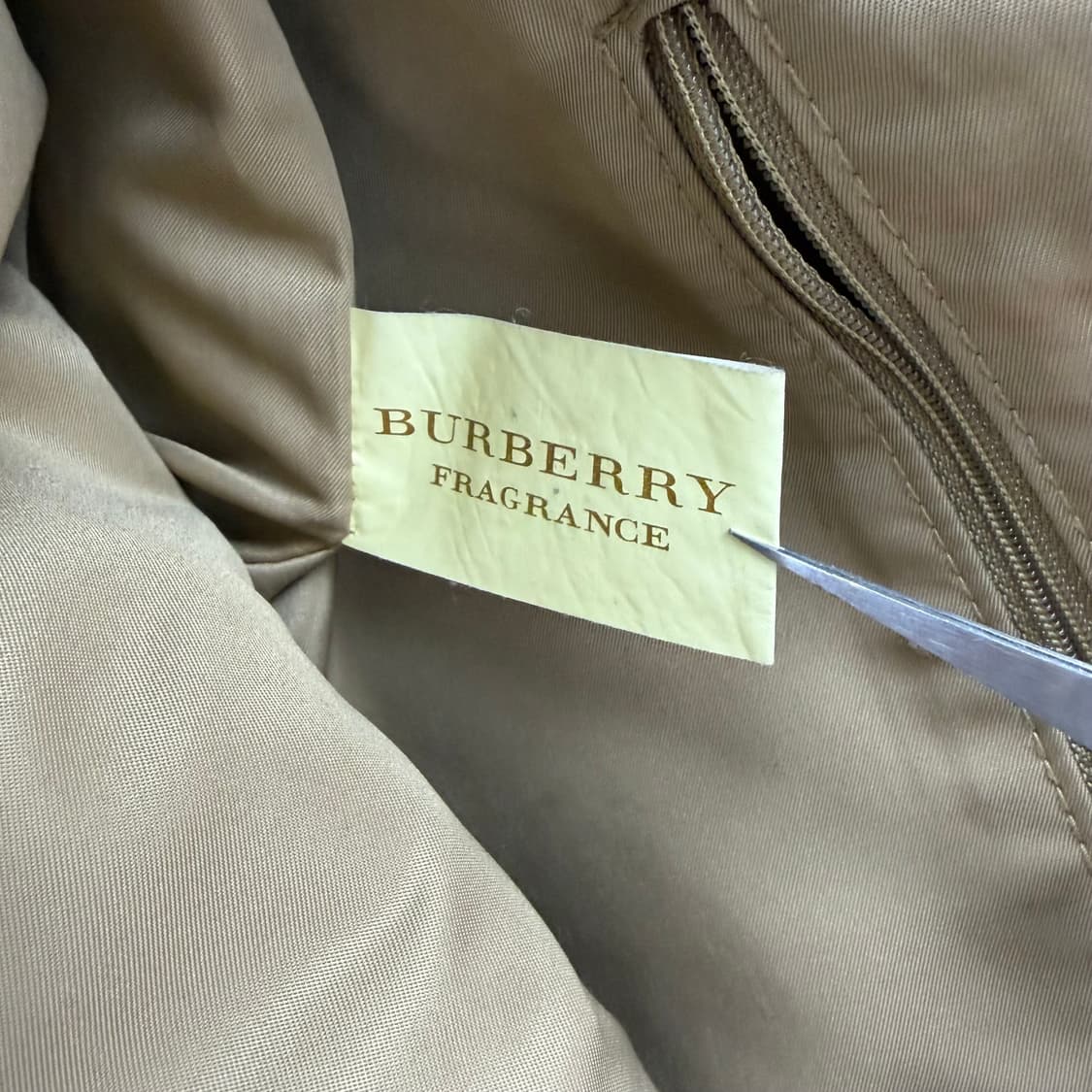 버버리 메신져백 상품이미지4